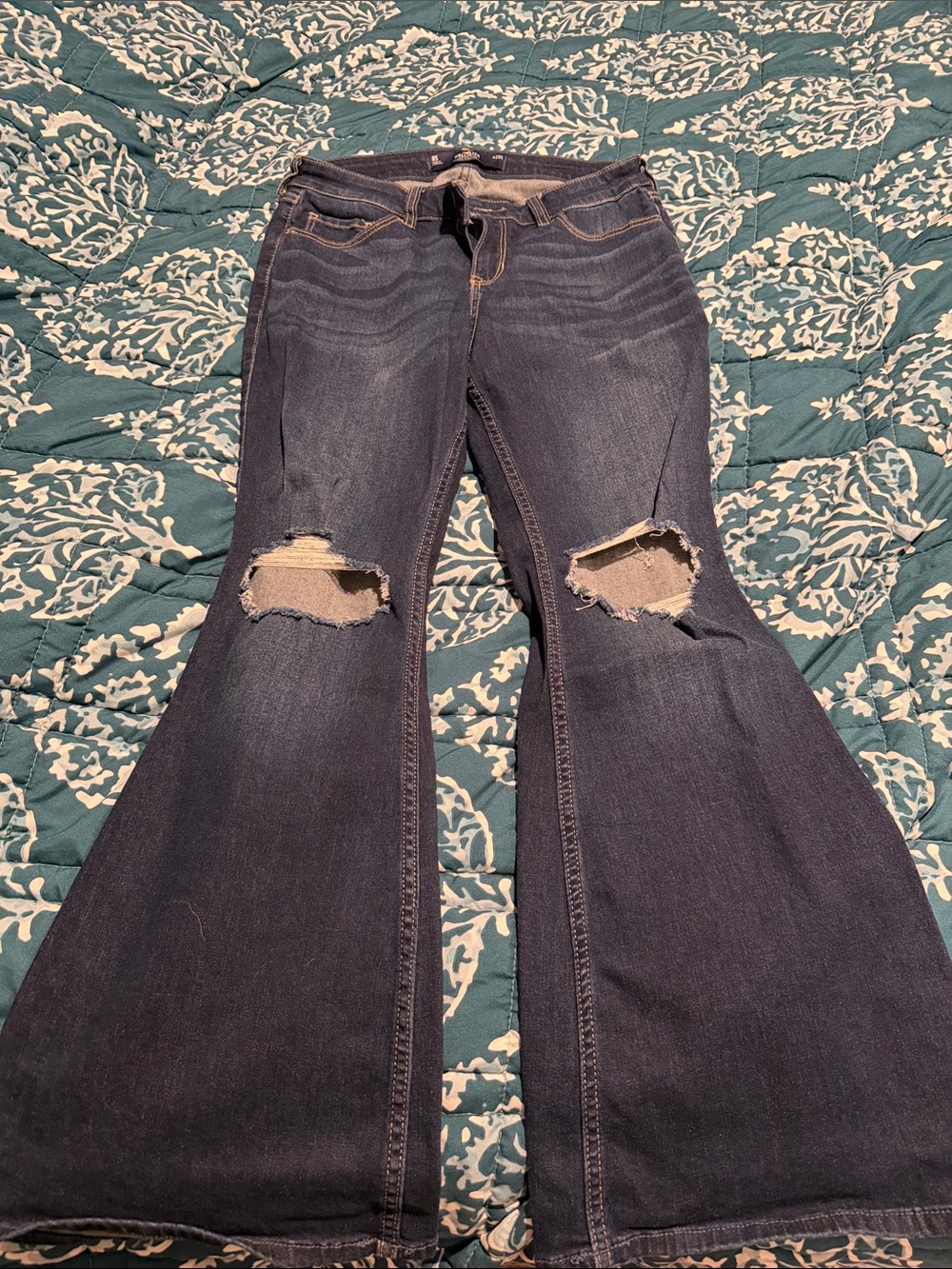 Hollister low rise flare Dark Blue Flared Women’s Jeans with Knee Distress